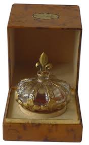 La Ville De Milly La Foret Prepare Son 27eme Salon Europeen Du Flacon A Parfum Pour Juin 2016 Cla Flacons Flacons De Parfum Vintage Flacons De Parfum Antiques