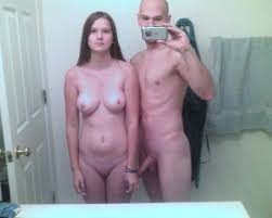 Sister nude selfie