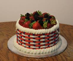 How to make amazing #basketfruitcakedesign chocolate flowers design easy cake making by pandit cake pointish video ko jaroor dekhein like share comments. 4th Of July Basket Weave Cake Cakecentral Com
