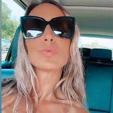 Leyna Lyons Grogan (@leynalyons) op Threads