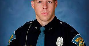 ISP trooper earns detective rank