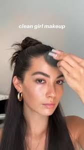 Megan Horner (yolo1487)