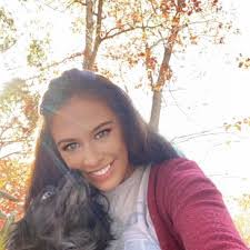 Shannon Hooper's Instagram, Twitter & Facebook