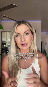 Ann Rey's Instagram, Twitter & Facebook