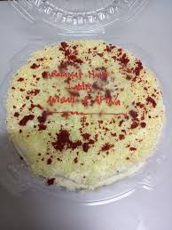 Red velvet cake with nutella and cream cheese frosting perfectly textured cake with delicious icing and yummy nutella! Red Velvet Cheese Leleh Kek Cheese Leleh Kl Setiawangsa Facebook