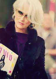 Título españa:el diablo viste de. Image Result For Miranda Priestly Moda El Diablo Viste De Prada Diablo Viste Ala Moda