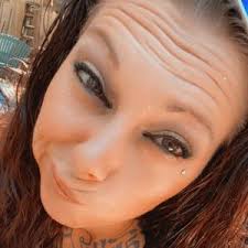 🤣Bitch-Lynn🤣 (@daniellenorthern66)