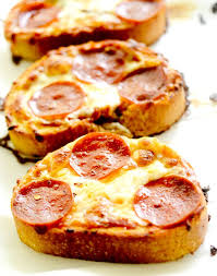 Are You Looking For The Easiest And Quickest Dinner Solutions Today I Have Brought The Yummiest Texas Toast Garlic Brea Recipes Texas Toast Garlic Bread Food