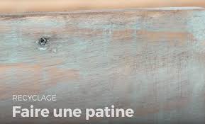 Tutoriel Faire Une Patine Sur Du Bois De Palette Palette Bois Peindre Une Palette En Bois Bois