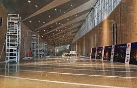 المتحف المصري هو أقدم متحف أثري في الشرق الأوسط، ويضم أكبر مجموعة من الآثار المصرية القديمة في العالم. Ø¨ÙŠÙ† Ø¨Ù‡Ùˆ Ø±Ù…Ø³ÙŠØ³ ÙˆÙ‚Ø§Ø¹Ø© ØªÙˆØª Ø¹Ù†Ø® Ø¢Ù…ÙˆÙ† ÙƒÙŠÙ Ø³ÙŠÙƒÙˆÙ† Ø´ÙƒÙ„ Ø§Ù„Ù…ØªØ­Ù Ø§Ù„Ù…ØµØ±ÙŠ Ø§Ù„ÙƒØ¨ÙŠØ± ØµÙˆØ± Ø¨ÙˆØ§Ø¨Ø© Ø§Ù„Ø£Ù‡Ø±Ø§Ù…