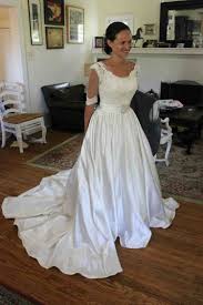 Adding Lace To Wedding Dress Strapless Wedding Gown Wedding Dresses Lace White Lace Wedding Dress