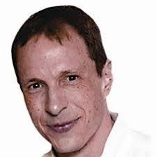 Kerry Curry's Instagram, Twitter & Facebook