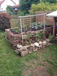 Impressive Diy Stone Flower Vegetable Beds That You Can Make Easy Yourself In 2020 Garden Boxes Garden Types Cottage Garden