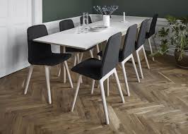 Extending dining tables and chairs uke tuning. 7 Stylish Dining Tables That Are Perfect For A Small Space Taskers
