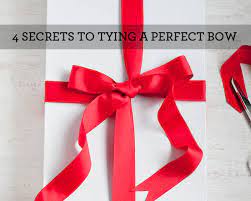 Keep adjusting until the proportions of loops versus tails are according to your preference. How To Tie A Bow 4 Secrets Living Well Design Mom