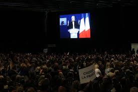 Marine le pen a, quoi qu'il en soit, utilisé sans le nommer dans son discours du 1er mai au moins quatre passages d'un discours de françois fillon il dit ne pas savoir qui a écrit le discours de marine le pen. A Villepinte Marine Le Pen Mene La Charge Contre Emmanuel Macron