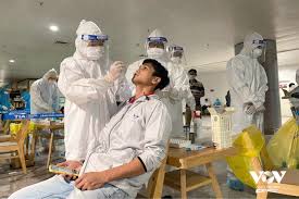 Ngay sau khi nhận được thông tin, thành phố đã chuyển cách đánh giá sơ bộ ban đầu, trường hợp này đã được phát hiện nhờ hoạt động xét nghiệm tầm soát tại sân bay. 7aoagmultxtlsm