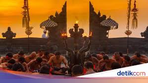 Check spelling or type a new query. Tarian Tarian Daerah Tradisional Asal Indonesia Terpopuler Ini Daftarnya