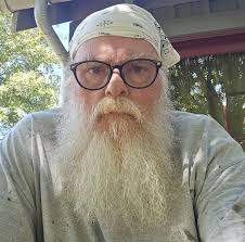 Not to shabby for 40 year old radio, I'm in Oregon listening to Texas,  California and Wisconsin