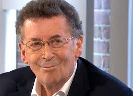 This work of robert powell, presenting a new astrological system, is a valuable step in the development of a new wisdom of the stars in line with the ideas of willi sucher. Il Mai È›ii Minte Pe Robert Powell Cel Care L A Jucat Pe Iisus Din Nazaret AÈ™a AratÄƒ Acum Celebrul Actor A Ajuns La 74 De Ani È™i