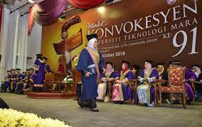 Check spelling or type a new query. Siapa Nur Yang Buatkan Petugas Konvo Menangis Ketika Namanya Diumum Tiba Tiba Ada Sebuah Kereta Diiringi Peronda Di Tepi Dewan Viral Mstar