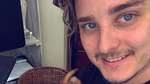 Színpadi előadásáról a papa roach jacoby shaddixe so here's the first member in the list, the frontman and singer: Az Aws Es Siklosi Ors Nlc Hu