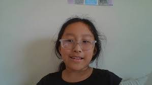 Elizabeth Kwan's Instagram, Twitter & Facebook