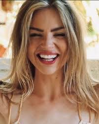 Claire Mcneely's Instagram, Twitter & Facebook