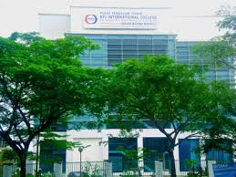 Terima kasih kepada semua artis yang menjadi penyeri dalam menjayakan video kami dan memberikan ucapan khusus untuk semua warga. Kpj International College Johor Kpj Healthcare University College
