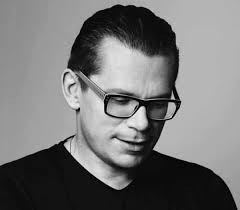 DANS MON IPHONE-David Baehr • Tribu-te