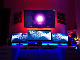 Black And White Pc Build Rgb Mastering The Dark Art Of Rgb And Cable Management Computer Setup Gaming Setup Pc Setup