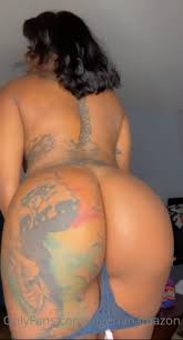 Bad bitches - ShesFreaky