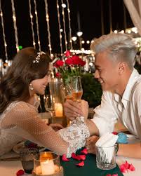 Cô sở hữu ngoại hình mang nét đông âu đặc trưng, đường nét. Gáº·p Báº¡n Gai Tay Cá»§a Thá»§ Mon Bui Tiáº¿n DÅ©ng NgÆ°á»i Yeu Toi Vá»«a Ä'áº¹p Trai Láº¡i Vá»«a Thong Minh