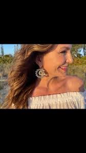 Renee Piatt's Instagram, Twitter & Facebook