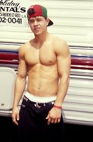 He is also known by his former stage name marky mark from his career with the group. Sig Steer Sconosciuto Marky Mark Calvin Klein Compassione Ultimo Evaporazione