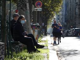 Apr 21, 2021 · derek chauvin is being held in solitary confinement for 23 hours a day in a maximum security prison in minnesota as he awaits sentencing for the murder of george floyd. Confinement Couvre Feu Quels Etaient Les Chiffres Du Covid 19 A Paris Pour Ces Restrictions Actu Paris