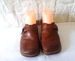 Earth Shoe Gelron 2000 Tyler Woman S Brown Leather Mule Size 9 Earth Shoes Leather Mules Dress Shoes Men