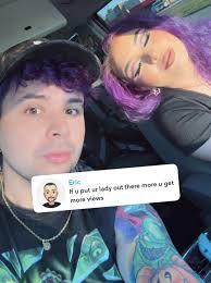 if this gets 200 likes in one hour, you love both of us 😭😍￼