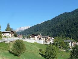One of 5 km near plaza area, suitable for. Dolomiti Di Brenta Bike Country Trentino Dolomiten Italien
