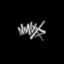 더쿠 - 새로 바뀐듯한 NMIXX 엔믹스 그룹 로고