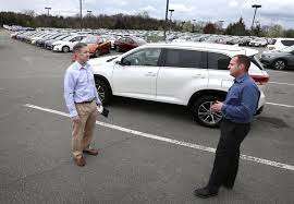 Dealership: Pandemic has more car shoppers buying online