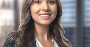 Hayley Hicks's Instagram, Twitter & Facebook