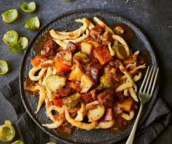 Rosenkohl Gulasch Mit Kasseler Und Spatzle Rezept Hauptgericht Einfache Gerichte Rosenkohl