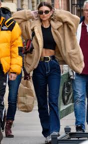 Emily ratajkowski in oversized baggy jeans. Emily Ratajkowski Dickies Cargo Pants 2019 Popsugar Fashion