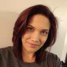 Angie Prescott's Instagram, Twitter & Facebook