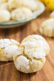 They are thin, crunchy, flaky, and quite buttery, with a strong aroma of lemon and vanilla. Lemon Christmas Cookies Recipe Healthy Life Naturally Life