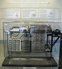 Der erste tragbare computer wurde von adam osborne entwickelt. Computergeschichte 1900 Bis Heute Wikibooks Sammlung Freier Lehr Sach Und Fachbucher