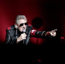 Wir wünschen alles gute und beste gesundheit für die anstehende aber ich glaube, daß ich mich da erst durch eine menge opposition kämpfen müßte. Roger Waters Aktuelle News Nachrichten Zum Sanger Welt