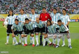 Sin embargo argentina termino muy bien el 1t, pero sin. The Argentina Football Team Prior To Their Round Of 16 World Cup Match Against Mexico At The Zentralstadion I Argentina Football Team Argentina Football Mexico