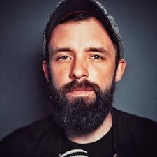 Britischer Ex-Boxer Derek Heggie muss ins Gefängnis, weil er u.a. gesagt  hat, dass weiße Mädchen von Grooming Gangs vergewaltigt werden.